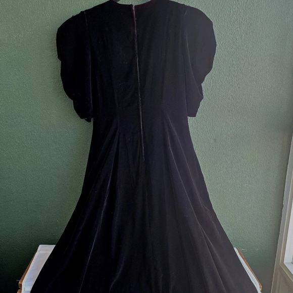 1980's Vintage Black Velvet Evening Dress Rare Sz 11 - Picture 7 of 9